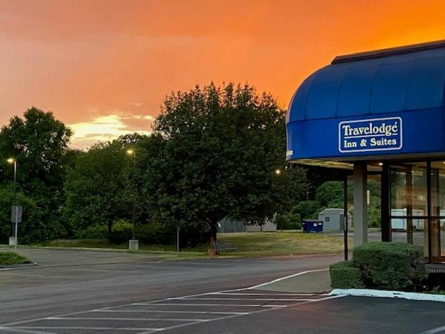Travelodge Inn & Suites By Wyndham Albany Exterior foto